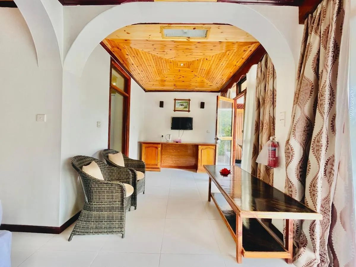 Villa Chez Batista Takamaka 2*,  Seychellerne