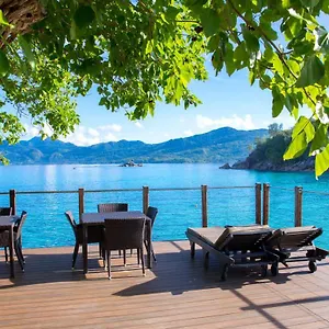 Anse Soleil Beachcomber And Self Catering Hotel